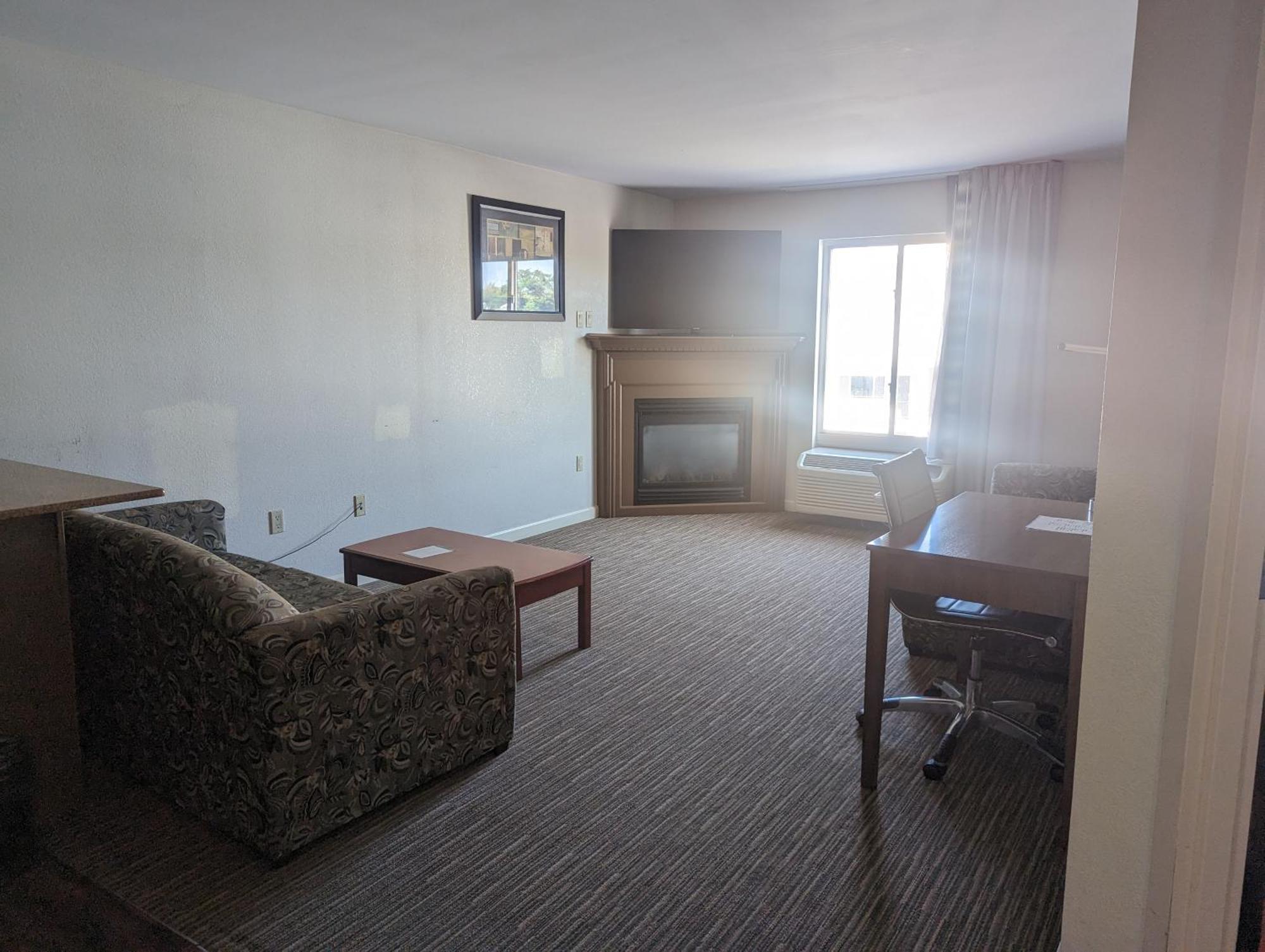 Quality Inn & Suites Northampton - Amherst Buitenkant foto