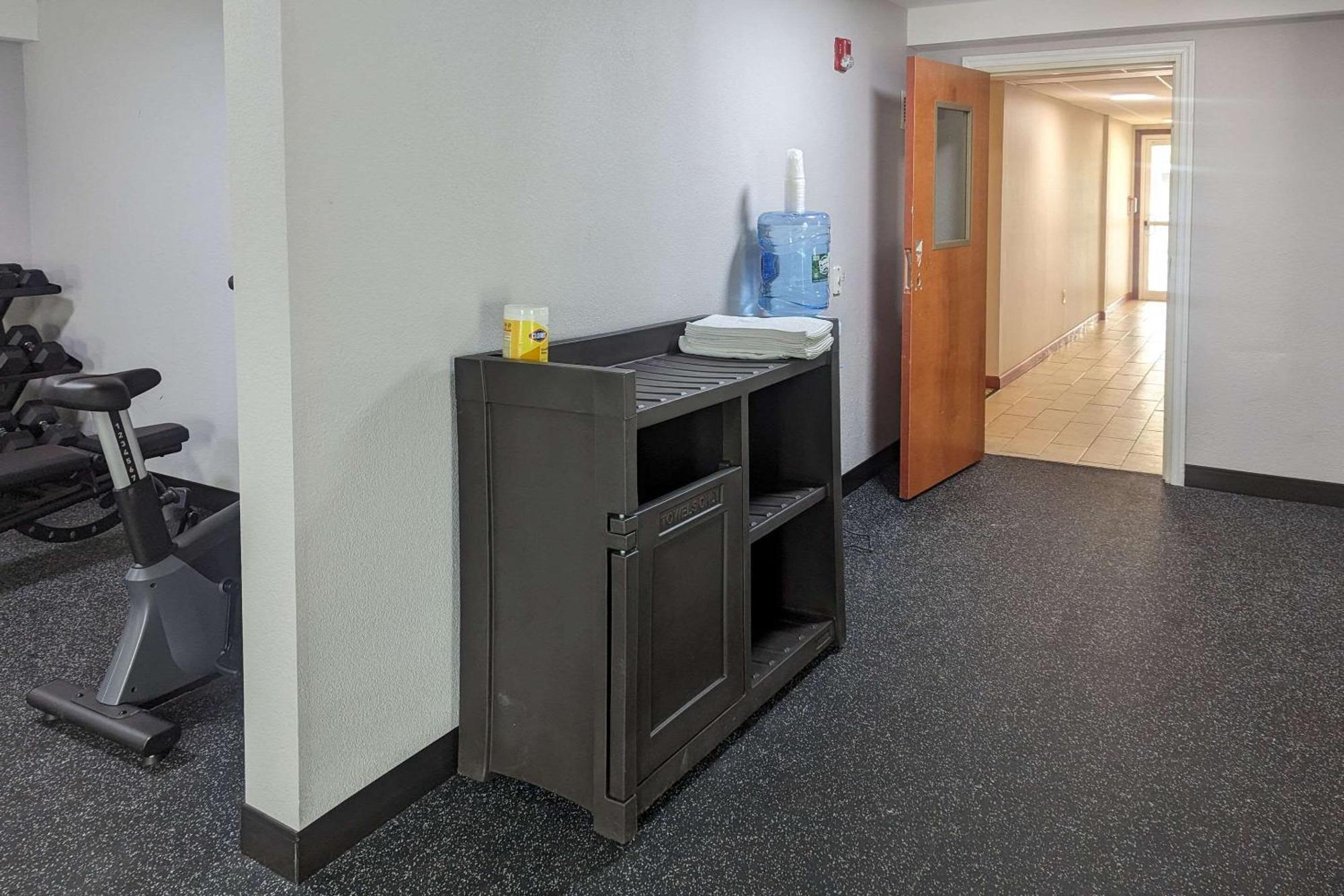 Quality Inn & Suites Northampton - Amherst Buitenkant foto